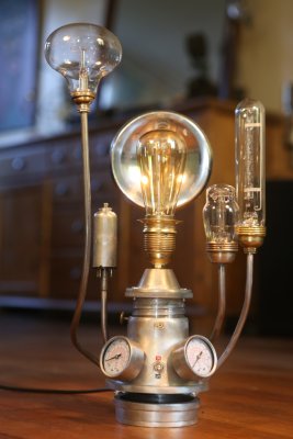 Lampe « Esprit Steampunk »