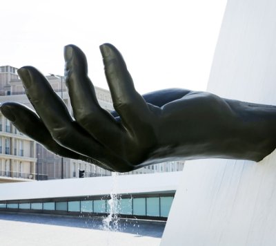 La main d'Oscar Niemeyer